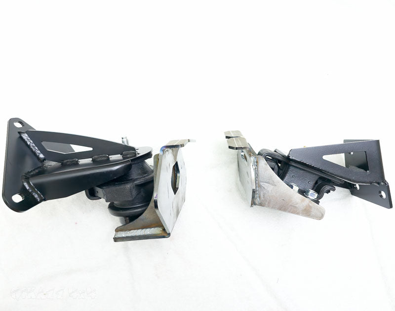 Fusion Fab BMW M57N GQ / GU Full Weld In Engine Mount Kit with Genuine Nissan Engine Mounts | Fusion Fab Industries