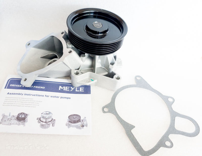 BMW Water Pump for M57N2 - Meyle 11517790472 | Meyle