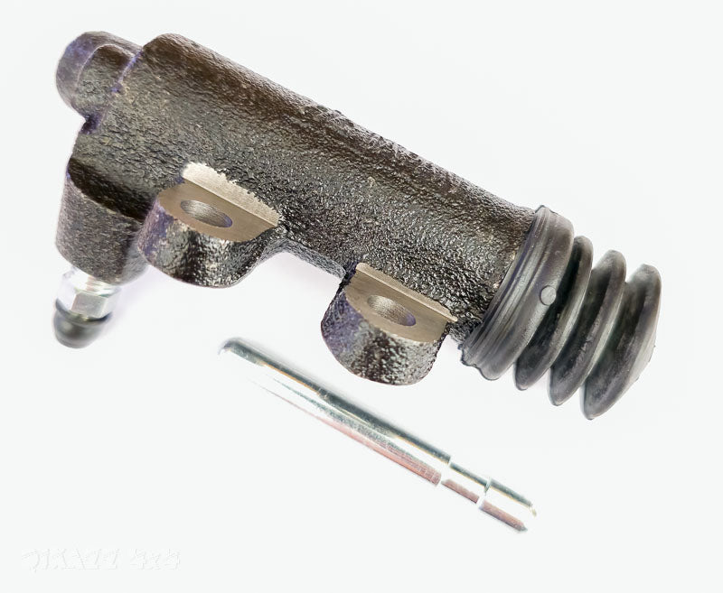 Terrain Tamer Clutch Slave Cylinder for Toyota Hilux KZN165
