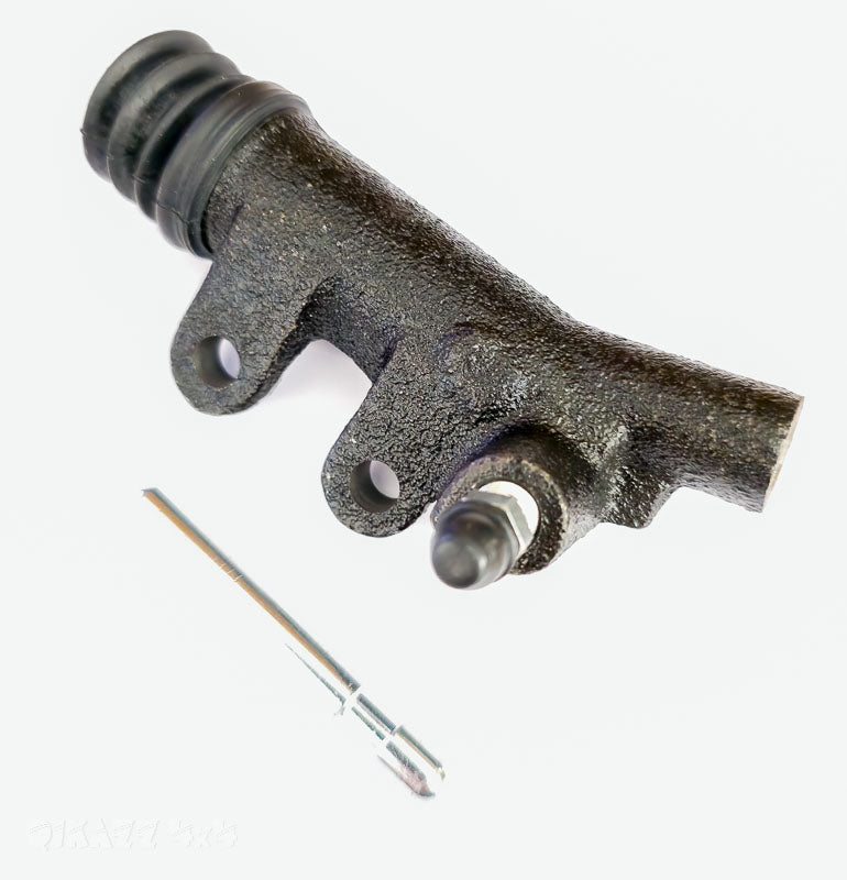 Terrain Tamer Clutch Slave Cylinder for Toyota Hilux KZN165