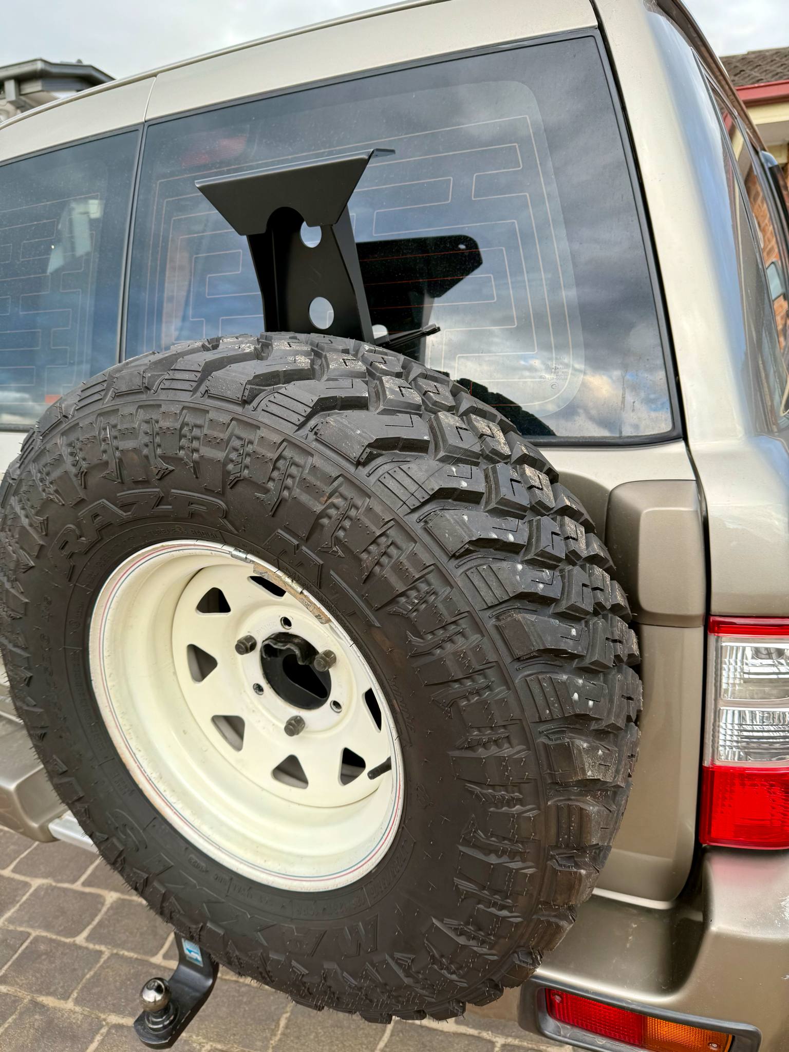 Racebred 4wd Rear Light Bar / Work Light Pole for Nissan Patrol GQ / GU | Racebred 4wd