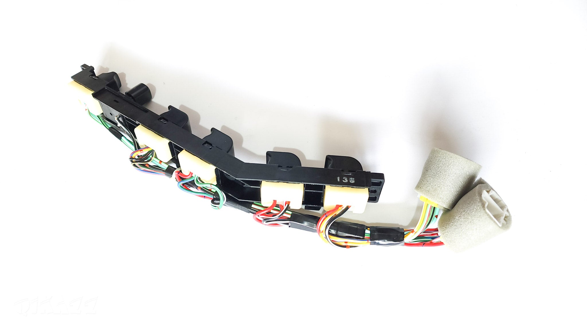 Genuine Nissan Electric Main Power Window Switch Assembly for GQ S2 | Nissan