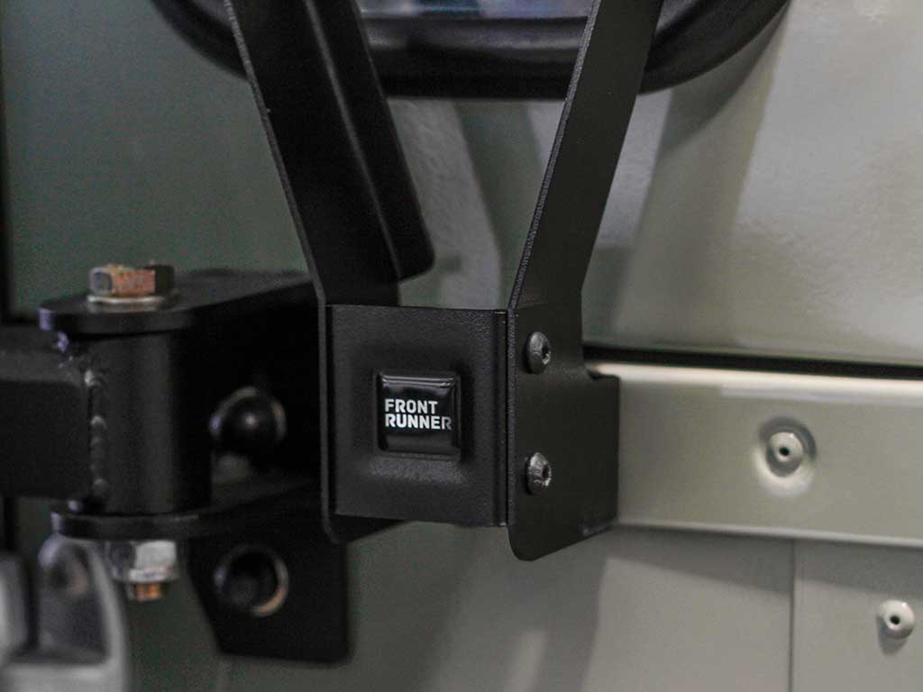 Land Rover Defender 90/110 Single Gas Bottle Bracket - by Front Runner | Front Runner