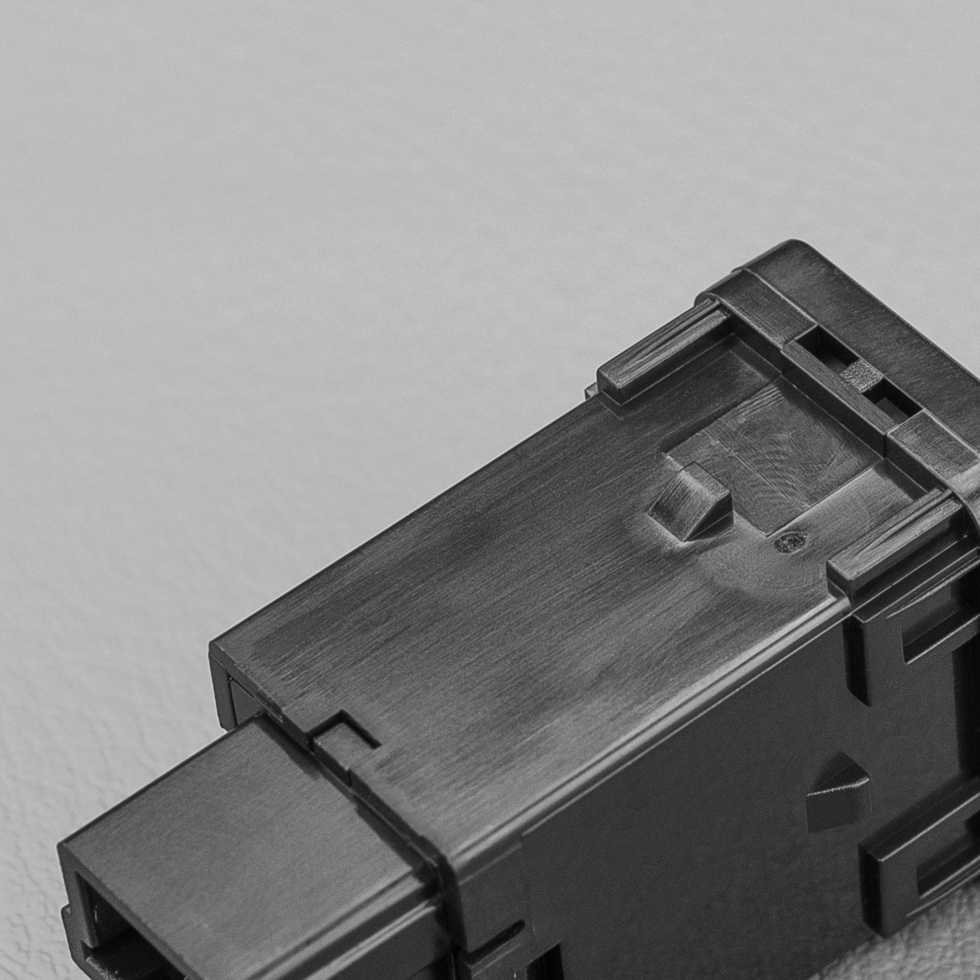 Stedi Switch - LED Light Bar - Short Type to Suit Nissan | Stedi