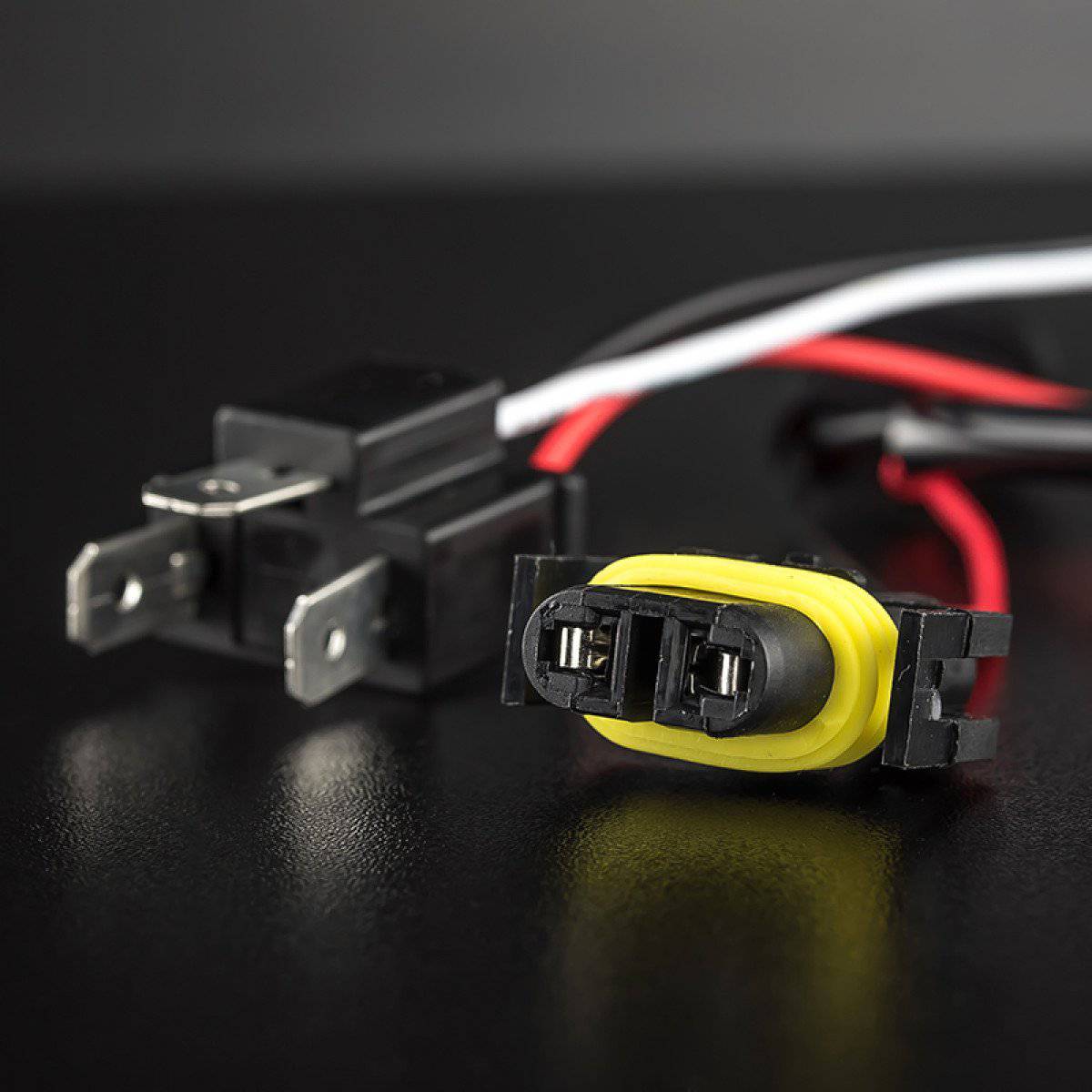 Stedi Plug & Play High Beam Driving Light Wiring Smart Harness™ - Dual Output | Stedi