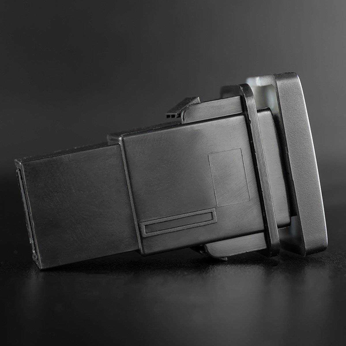 Stedi Switch - Rear Lights - Short Type Push Switch to suit Toyota | Stedi