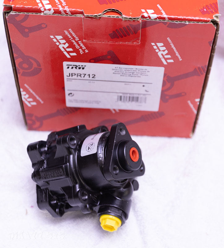 BMW Hydraulic Pump, Power Steering Pump for M57N X5 E53 - TRW  32416756930