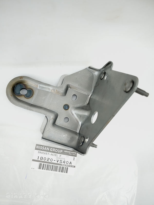 Genuine Nissan Patrol GU Throttle Pedal Bracket suit ZD30 Common Rail Models | Nissan