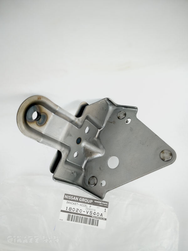 Genuine Nissan Patrol GU Throttle Pedal Bracket suit ZD30 Common Rail Models | Nissan