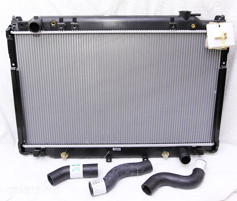 Adrad Alloy / Plastic Radiator for Toyota Landcruiser 80 Series Auto Petrol 92-98 FZJ80