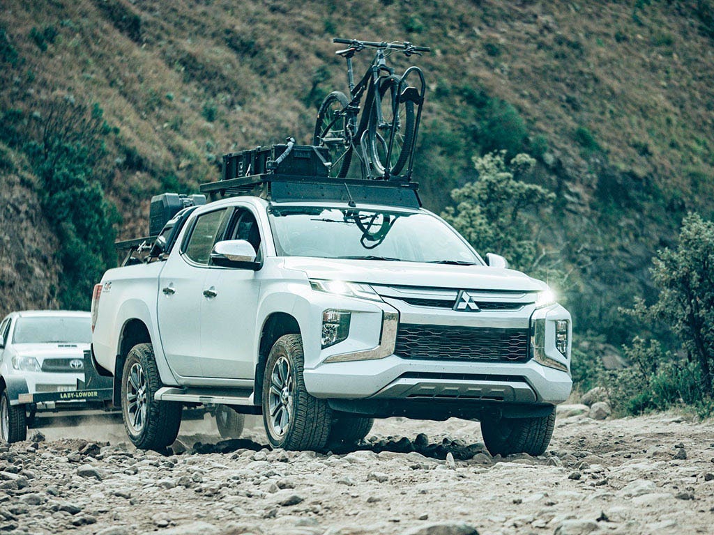 Mitsubishi Triton/L200 / 5th Gen (2015-2023) Slimline II Roof Rack Kit