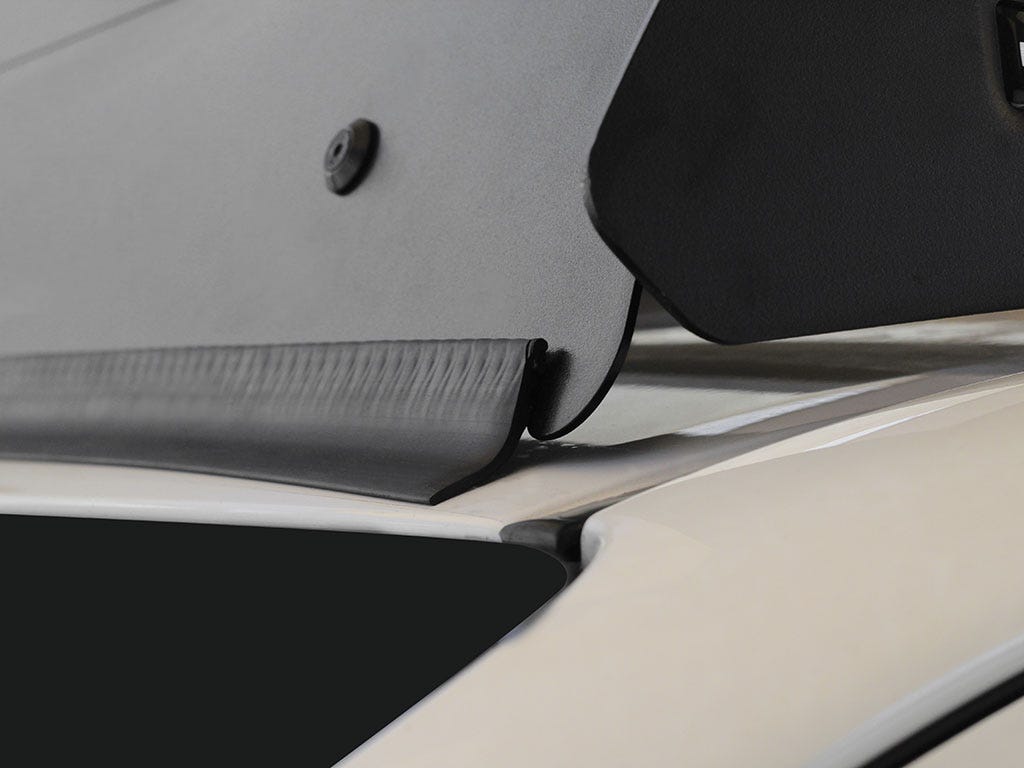 Wind Fairing for Low Profile Rack / 1345mm/1425mm(W) | Front Runner