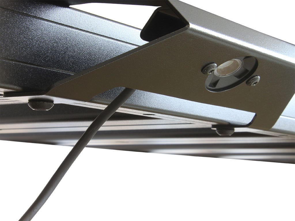 Handle/Light Slimline II Rack Bracket | Front Runner