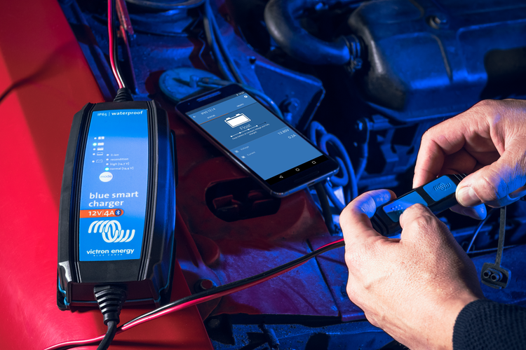 Victron Energy Blue Smart IP65 Charger 12/25(1) - 12V 25A - 230V AU/NZ | Victron Energy