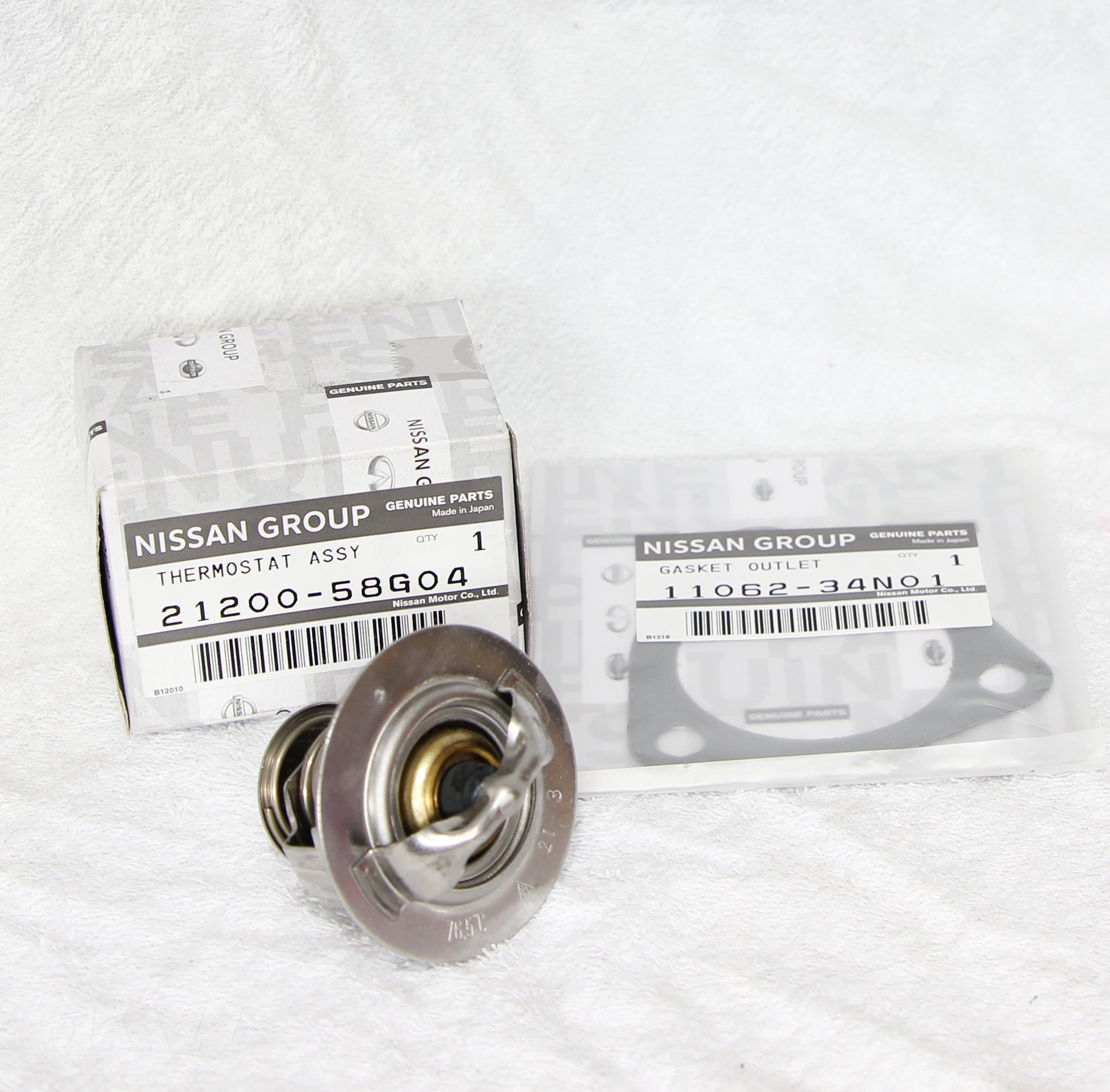 Nissan Patrol GQ / GU Genuine Thermostat & Gasket suits ALL TD42 | Nissan