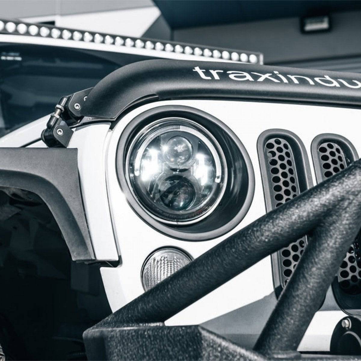 Stedi 7 inch CARBON LED Headlight for GQ Patrol, Jeep Wrangler & Landcruiser 75 | Stedi