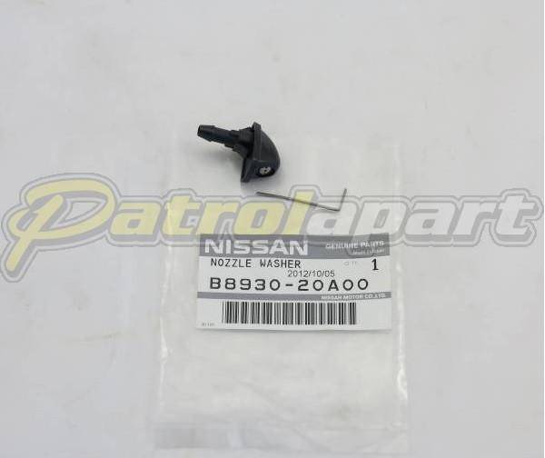 Nissan Patrol GQ Genuine Windscreen Washer Jet / Nozzle | Nissan